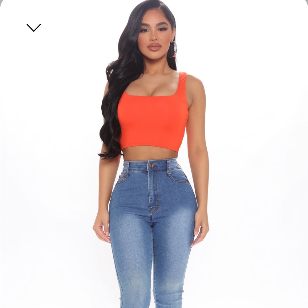 Brand new crop top from Fashion Nova. Size Large. Included in 2/$15, 3/$25 sale - Picture 2 of 2